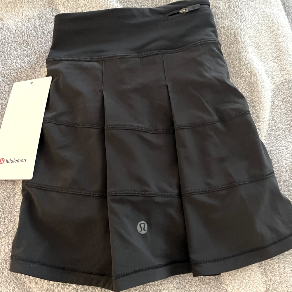 Lululemon Pace Rival Skirt NWT size 10 in black